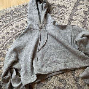 Alo Cropped Sweatshirt